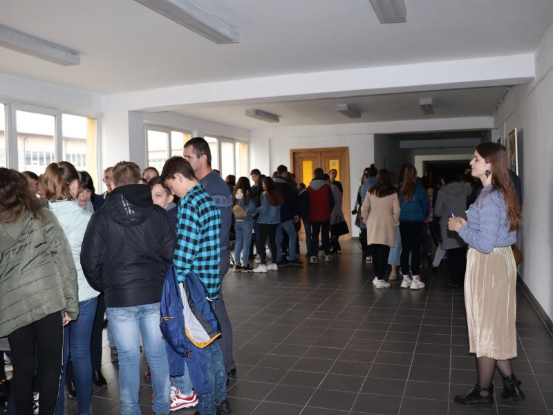 74576233_2375952739169225_2727687438532083712_o